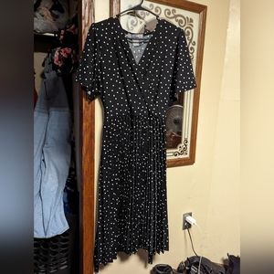 2x Polka dot dress